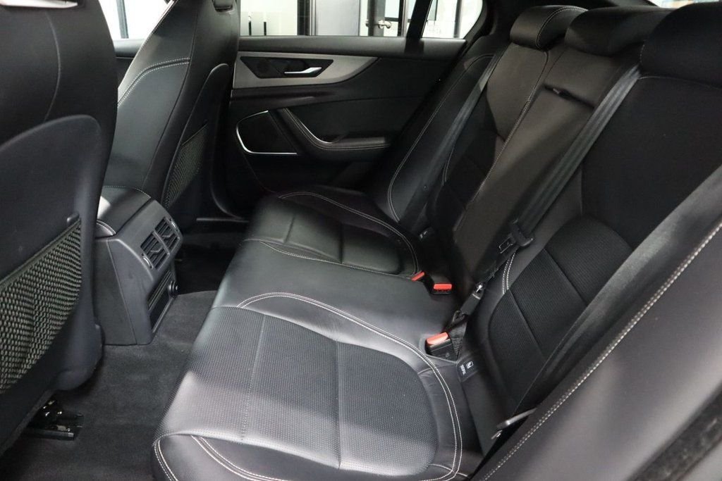 Used Jaguar XE 2020 for sale - 76406633: Photo 18