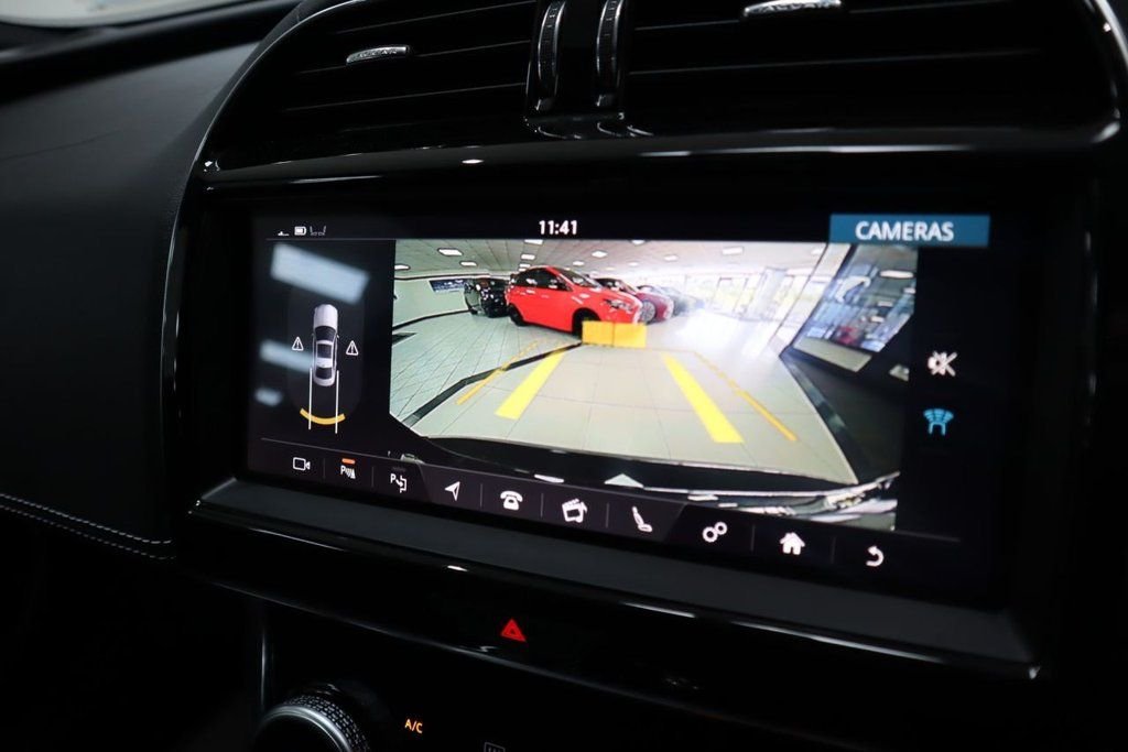 Used Jaguar XE 2020 for sale - 76406633: Photo 29