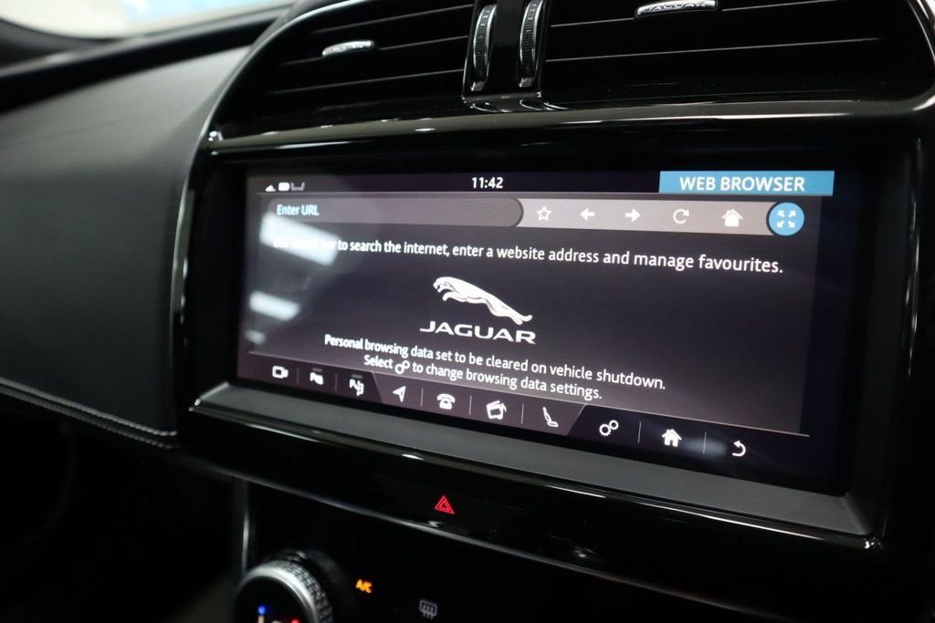 Used Jaguar XE 2020 for sale - 76406633: Photo 32