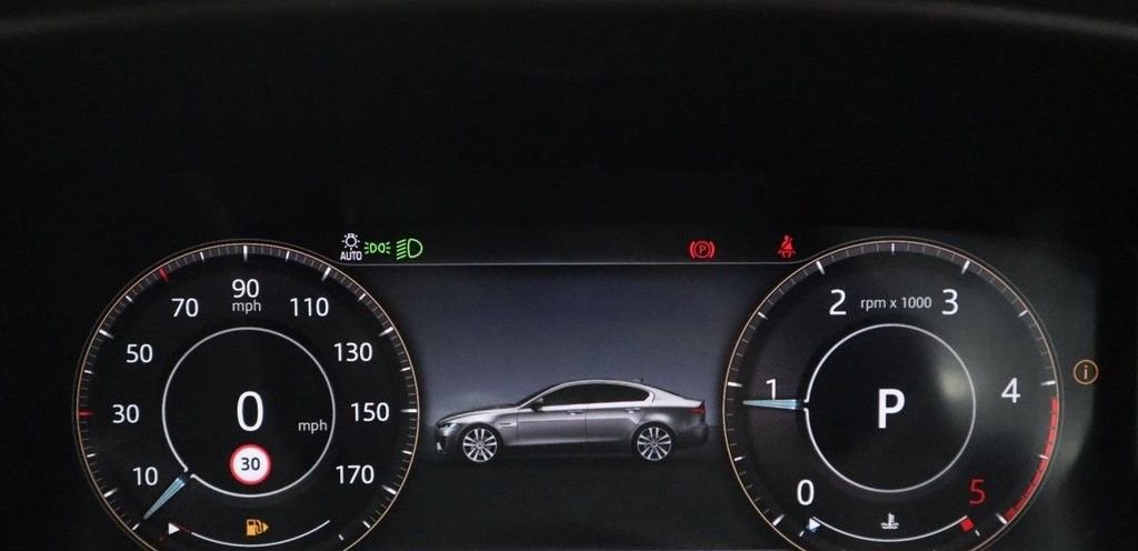 Used Jaguar XE 2020 for sale - 76406633: Photo 40