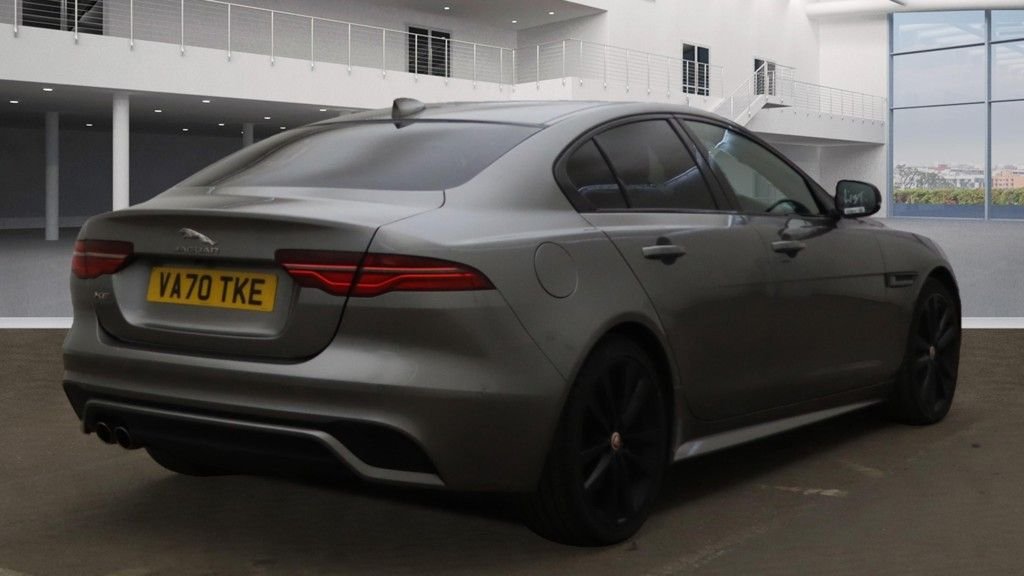 Used Jaguar XE 2020 for sale - 76406633: Photo 5
