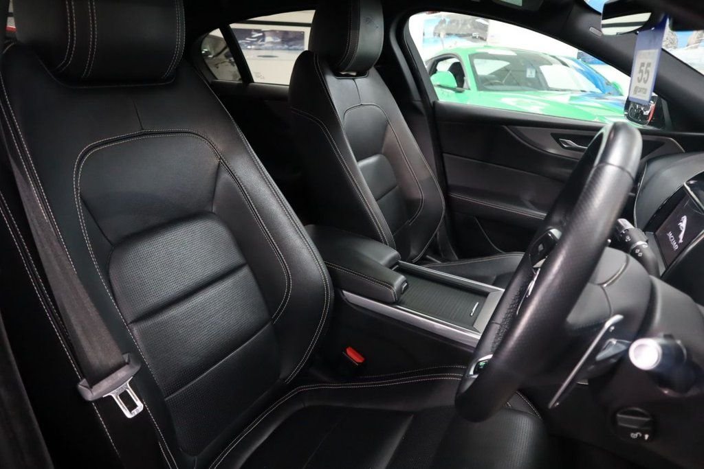 Used Jaguar XE 2020 for sale - 76406633: Photo 9