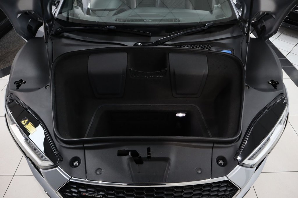 Used Audi R8 2016 for sale - 76202659: Photo 13