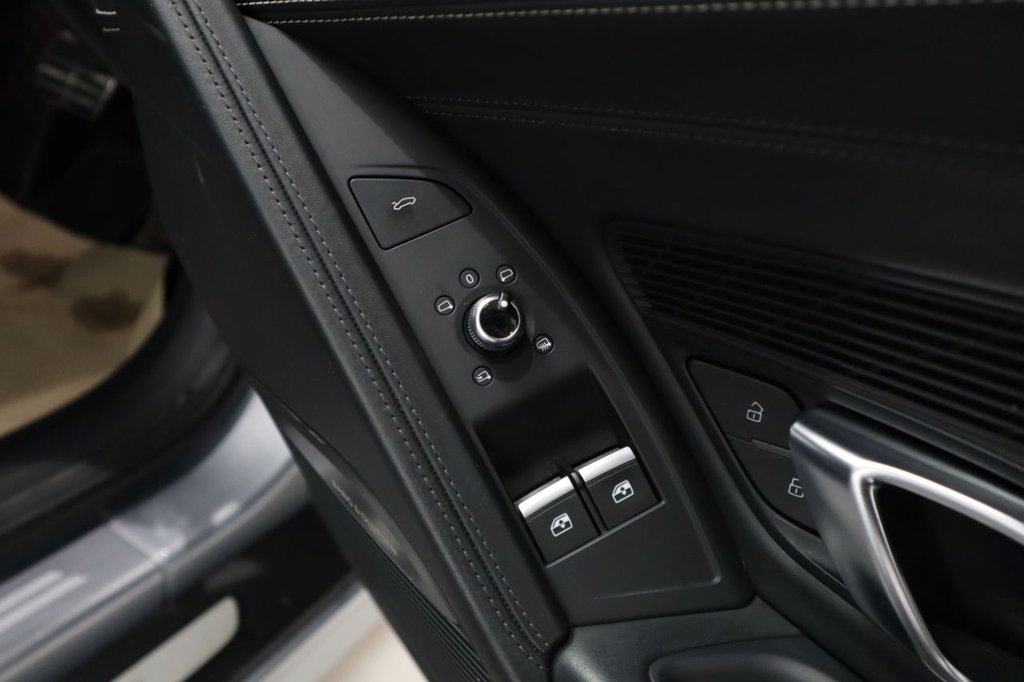 Used Audi R8 2016 for sale - 76202659: Photo 19