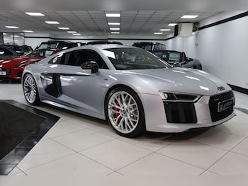 2016 (66) - 5.2 FSI V10 Plus Quattro 2dr S Tronic