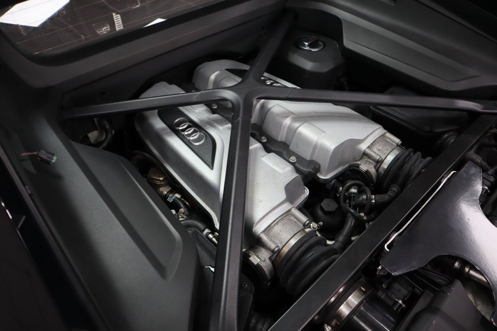 Used Audi R8 2016 for sale - 76202659: Photo 30