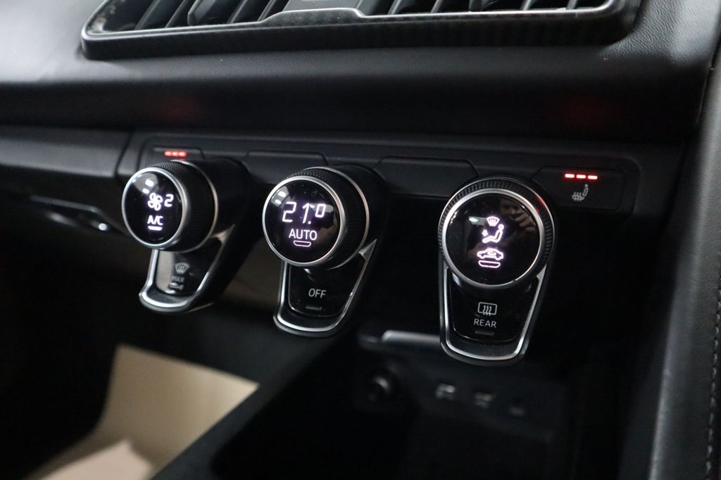 Used Audi R8 2016 for sale - 76202659: Photo 32