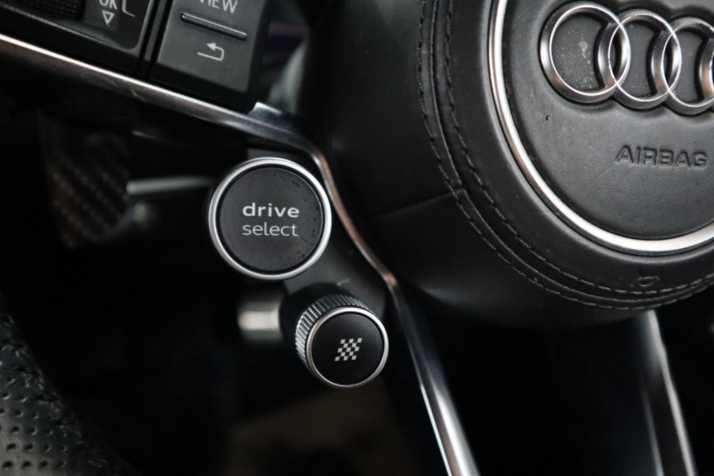 Used Audi R8 2016 for sale - 76202659: Photo 33