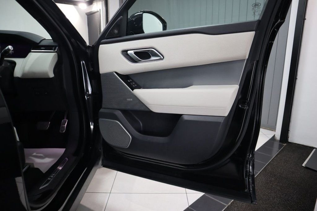Used Land Rover Range Rover Velar 2021 for sale - 77133659: Photo 10