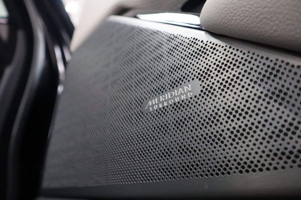 Used Land Rover Range Rover Velar 2021 for sale - 77133659: Photo 12