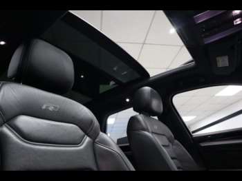 Used Volkswagen Touareg 2021 for sale - 74917043: Photo