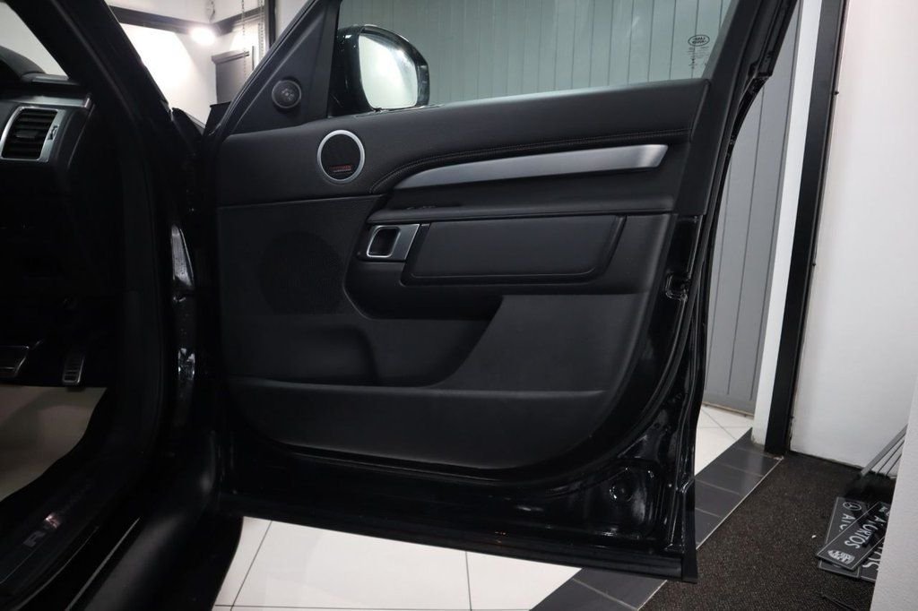 Used Land Rover Discovery 2021 for sale - 76406870: Photo 10