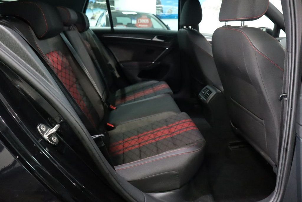 Used Volkswagen Golf 2020 for sale - 76901122: Photo 20