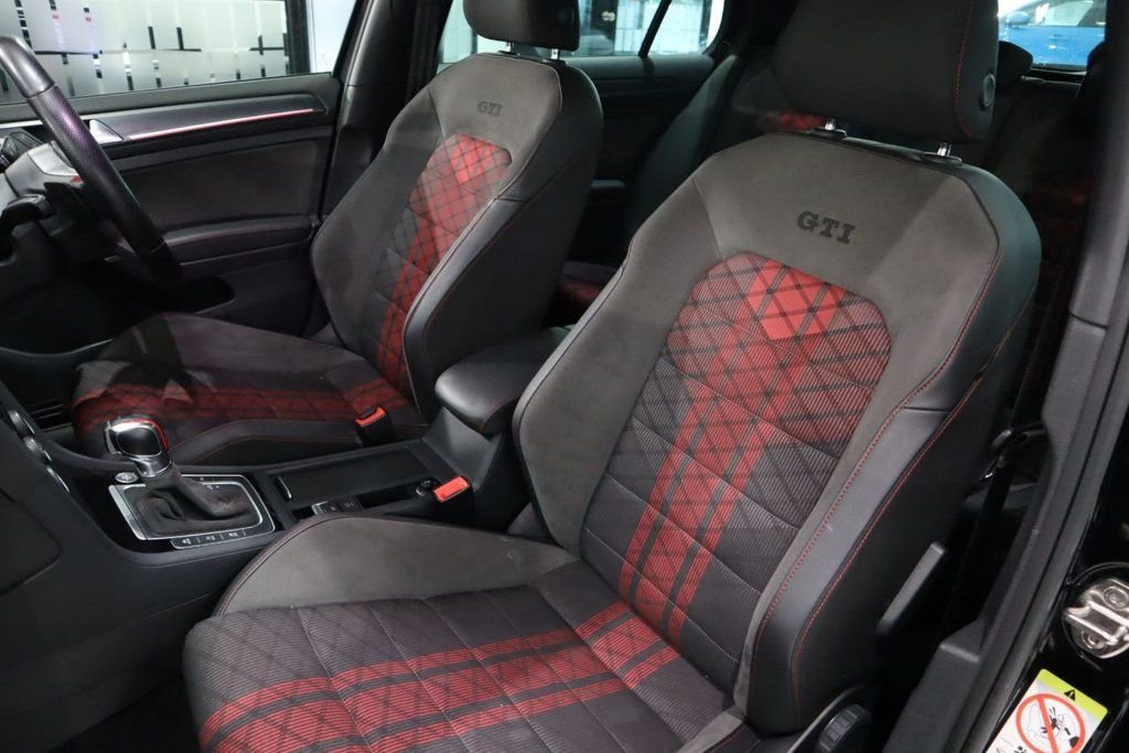 Used Volkswagen Golf 2020 for sale - 76901122: Photo 22