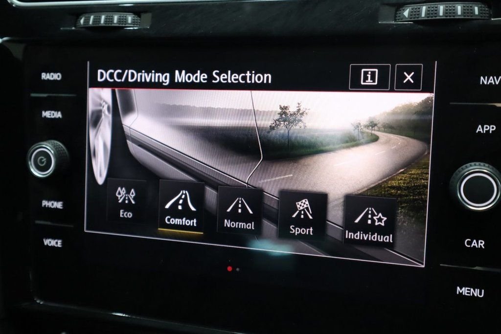 Used Volkswagen Golf 2020 for sale - 76901122: Photo 36