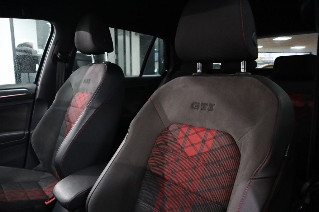 Used Volkswagen Golf 2020 for sale - 76901122: Photo 49