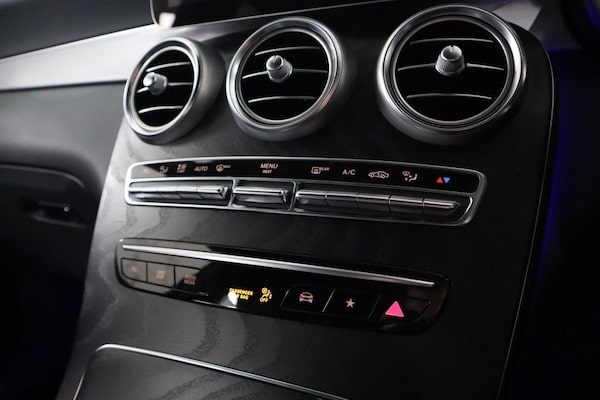 Used Mercedes-Benz GLC 2022 for sale - 75515849: Photo 32