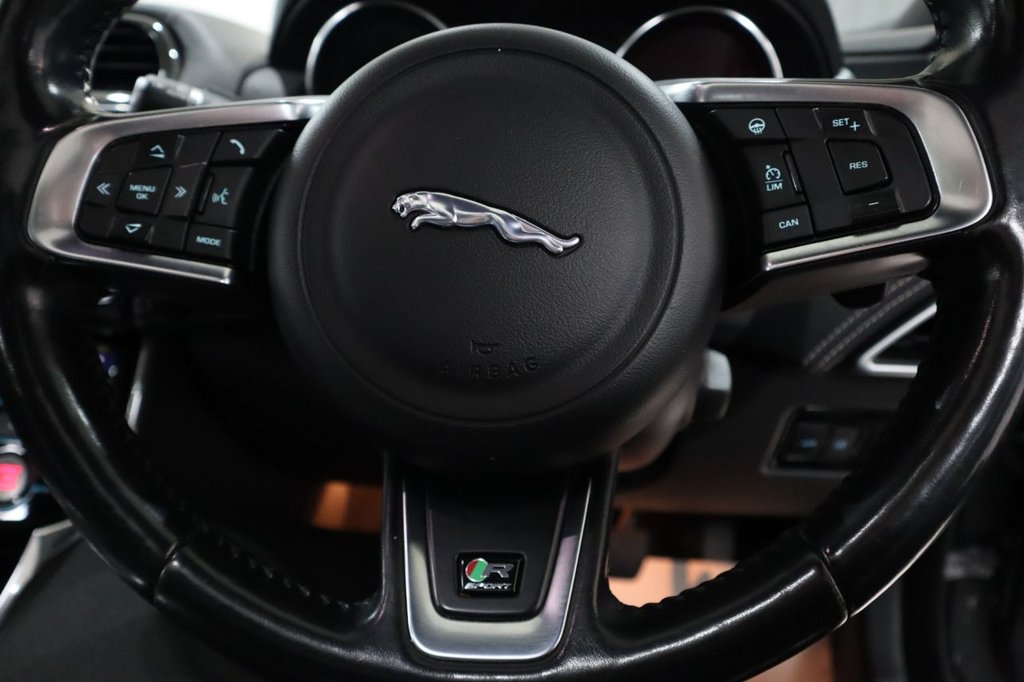 Used Jaguar XE 2016 for sale - 77133783: Photo 16