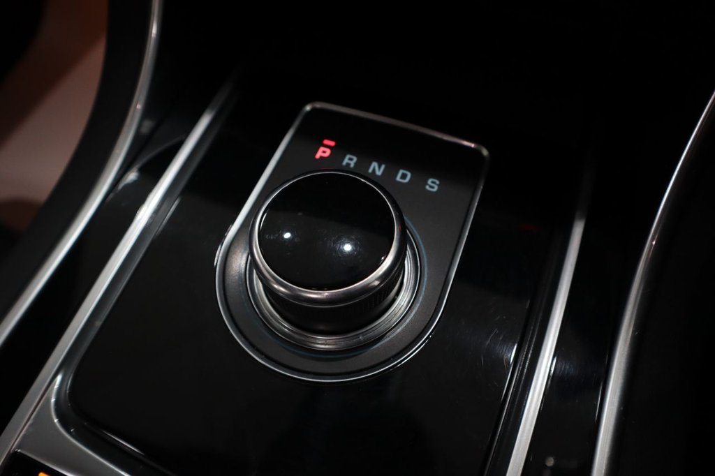 Used Jaguar XE 2016 for sale - 77133783: Photo 18