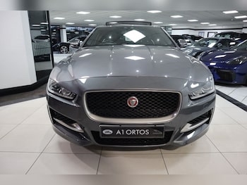 Used Jaguar XE 2016 for sale - 77133783: Photo