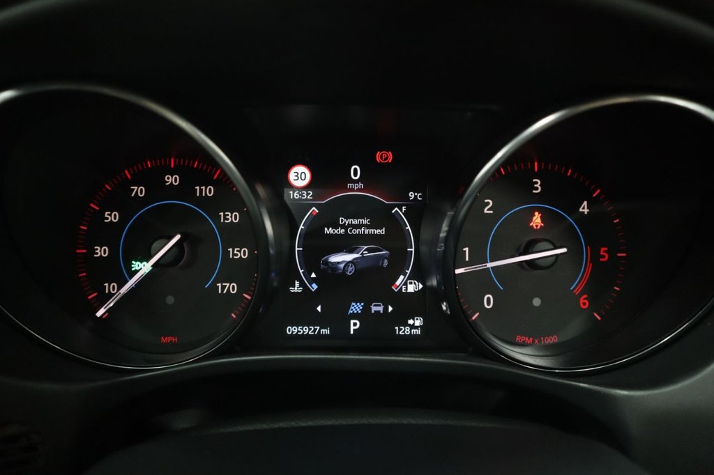 Used Jaguar XE 2016 for sale - 77133783: Photo 36