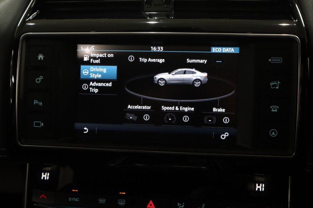 Used Jaguar XE 2016 for sale - 77133783: Photo 40