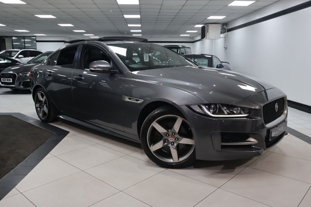 Used Jaguar XE 2016 for sale - 77133783: Photo 43