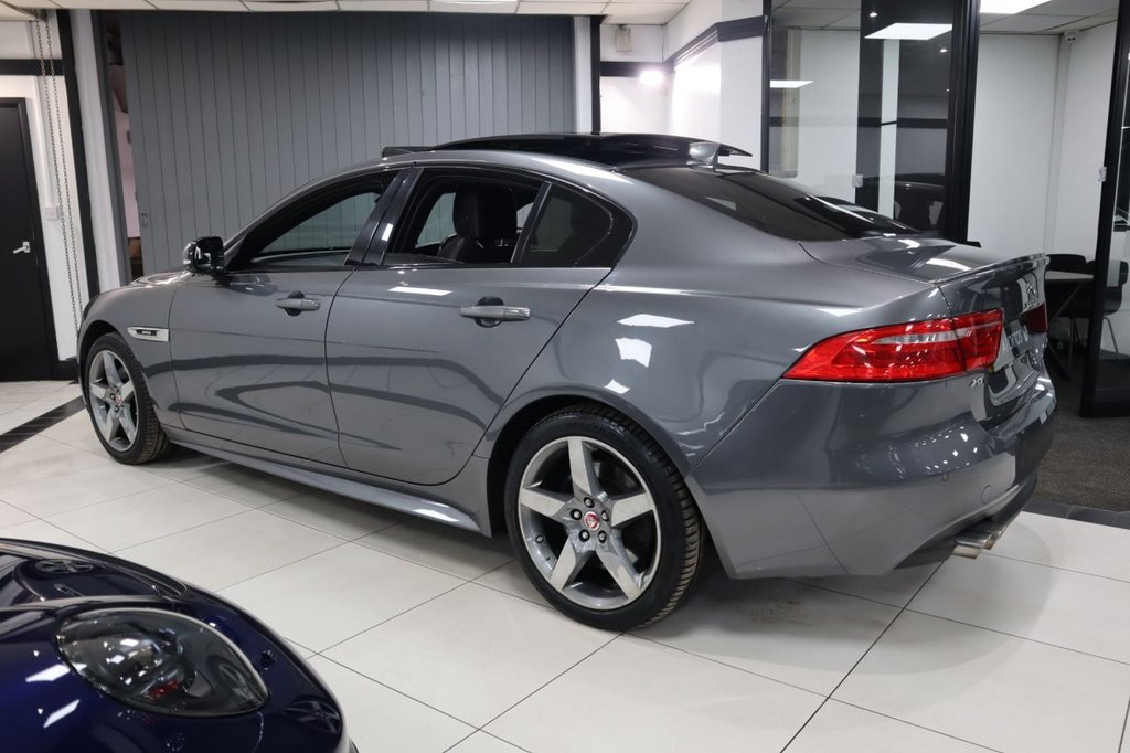 Used Jaguar XE 2016 for sale - 77133783: Photo 5