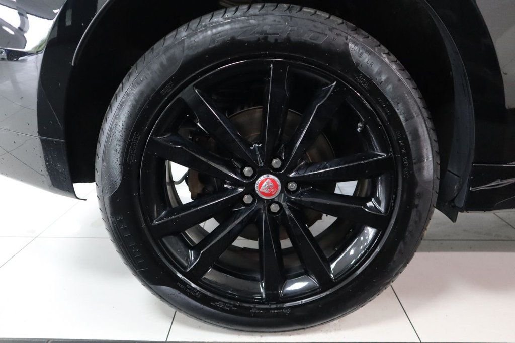 Used Jaguar F-Pace 2019 for sale - 76470522: Photo 24