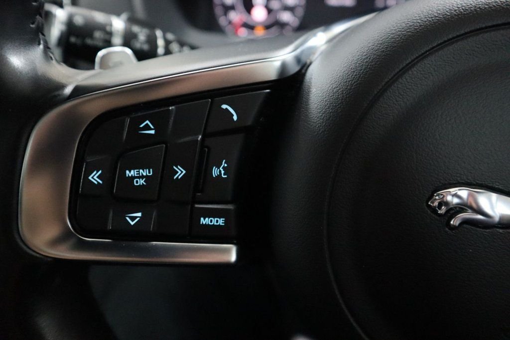 Used Jaguar F-Pace 2019 for sale - 76470522: Photo 34