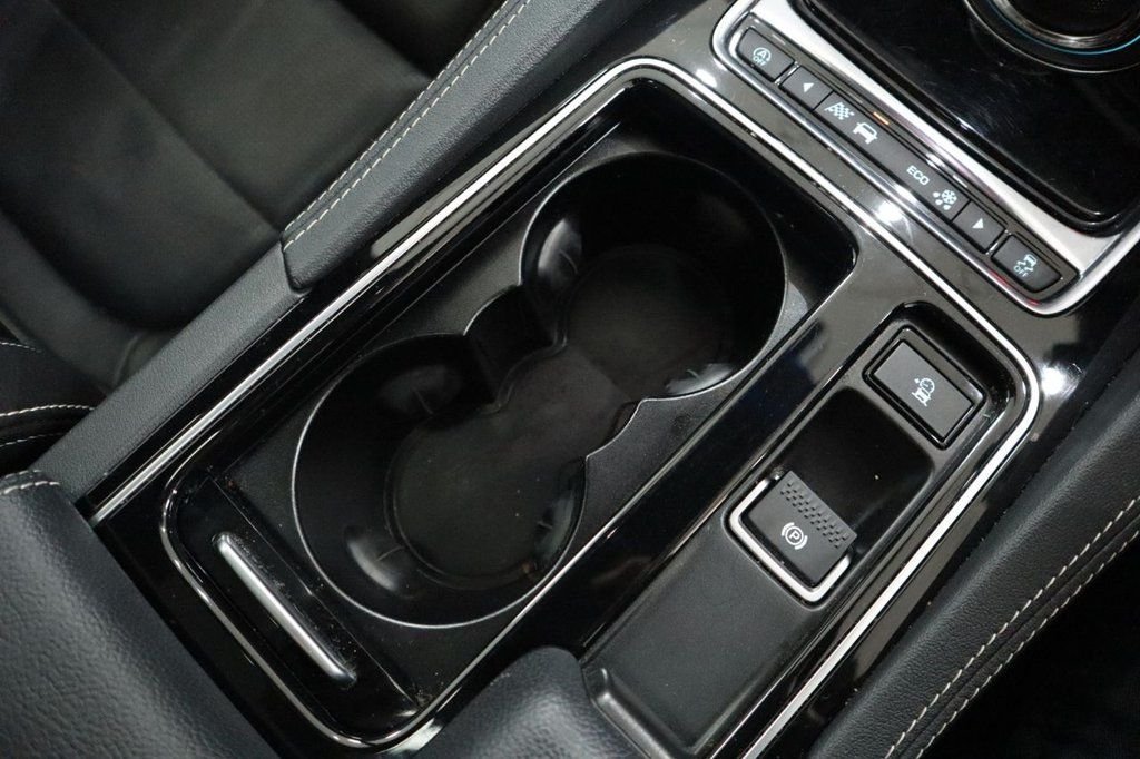 Used Jaguar F-Pace 2019 for sale - 76470522: Photo 39