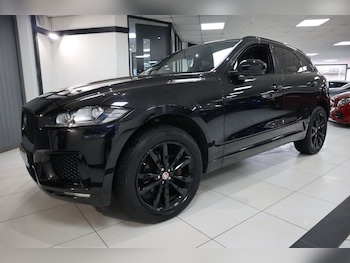 Used Jaguar F-Pace 2019 for sale - 76470522: Photo