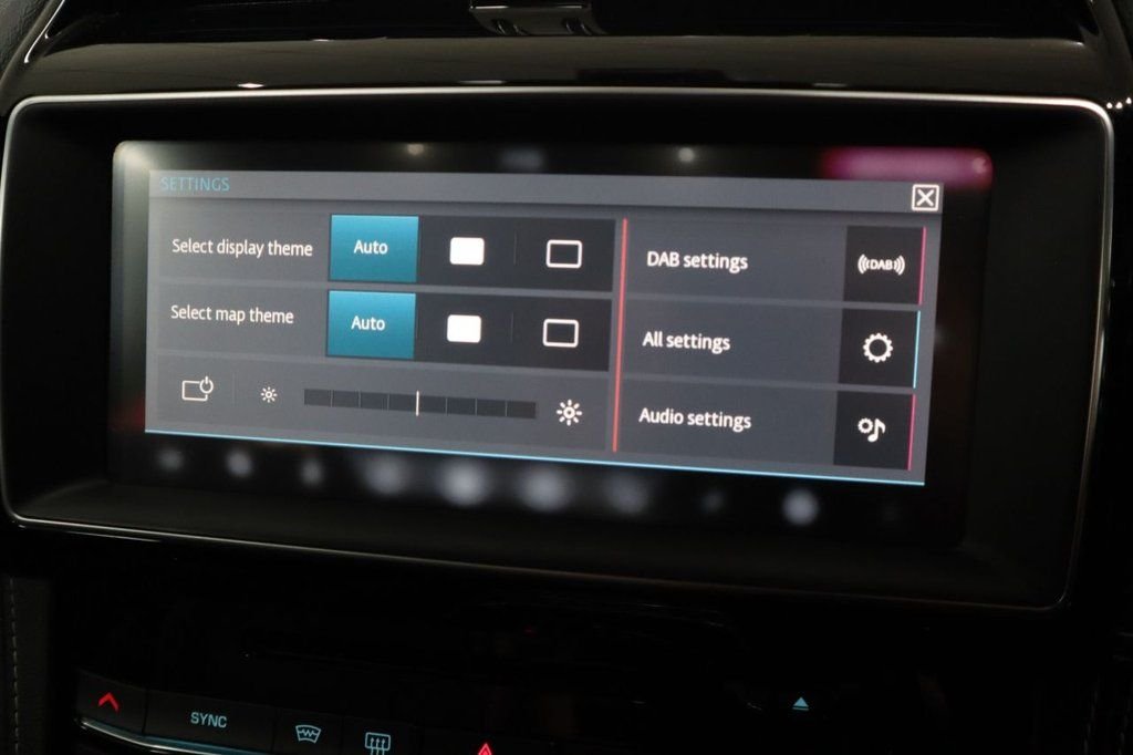 Used Jaguar F-Pace 2019 for sale - 76470522: Photo 44