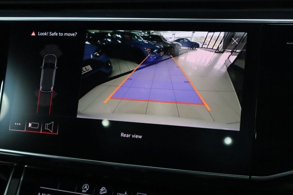 Used Audi Q7 2019 for sale - 76768676: Photo 21