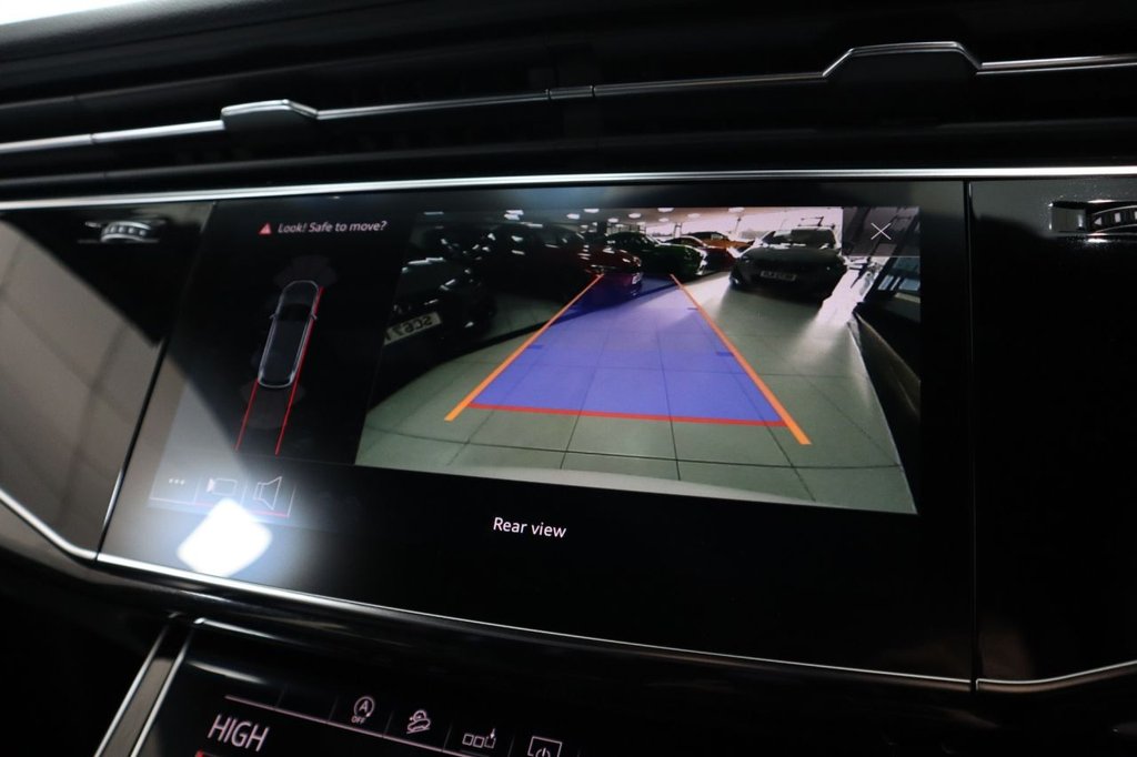 Used Audi Q7 2019 for sale - 76768676: Photo 48