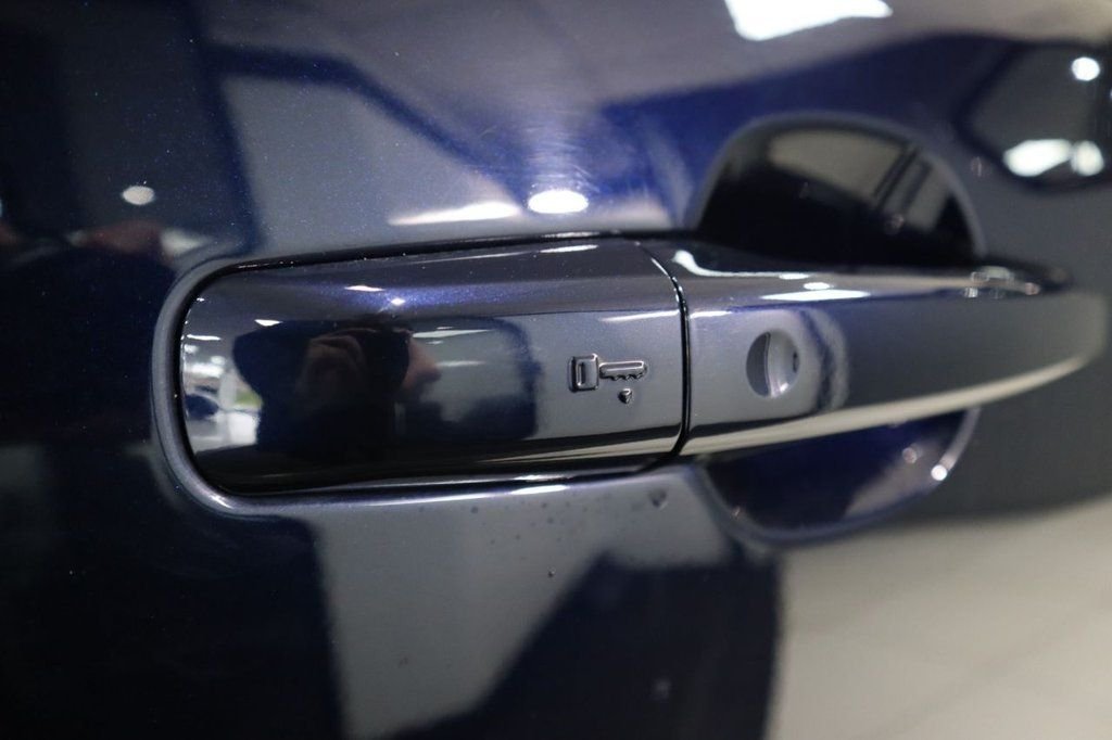 Used Jaguar F-Pace 2021 for sale - 76039909: Photo 12