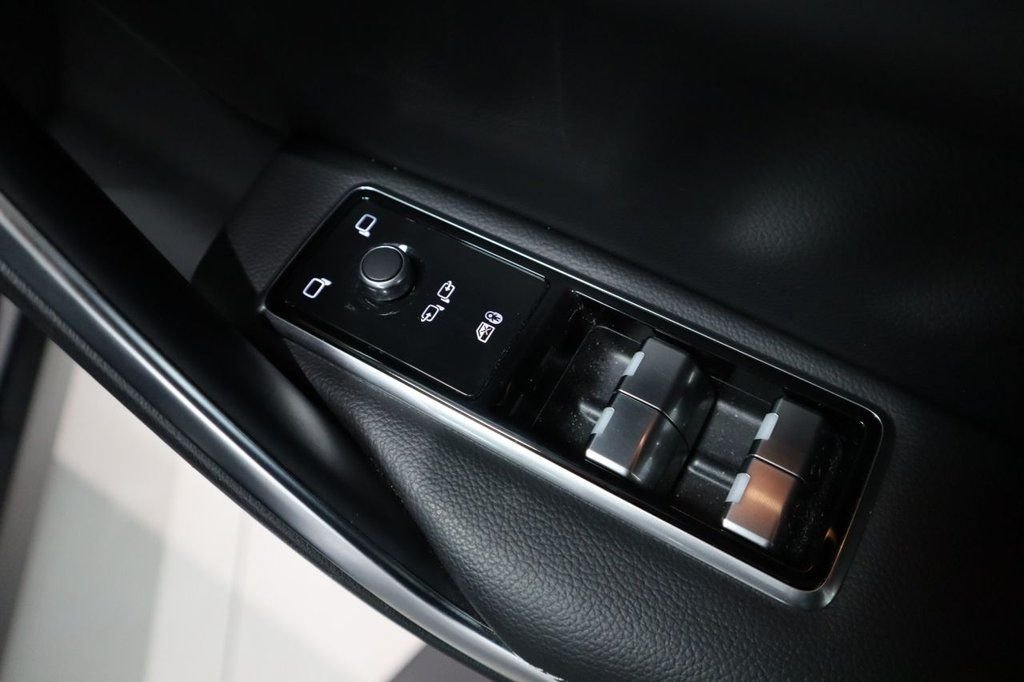 Used Jaguar F-Pace 2021 for sale - 76039909: Photo 13