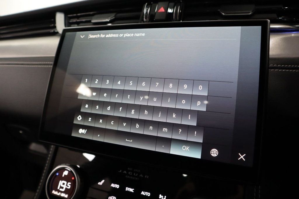 Used Jaguar F-Pace 2021 for sale - 76039909: Photo 30