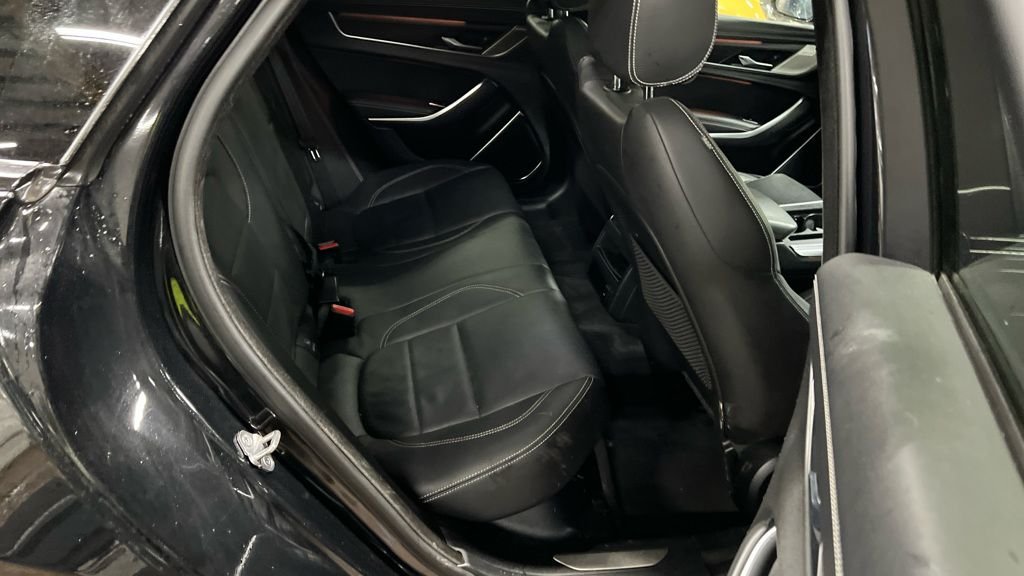 Used Jaguar XF 2023 for sale - 77328023: Photo 11