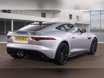 Used Jaguar F-Type 2019 for sale - 76900739: Photo