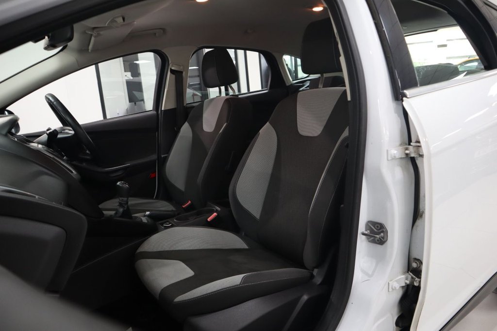 Used Ford Focus 2014 for sale - 76118439: Photo 16