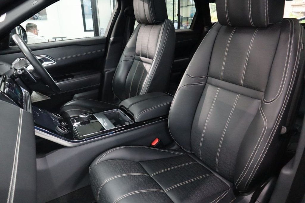 Used Land Rover Range Rover Velar 2019 for sale - 76798150: Photo 16