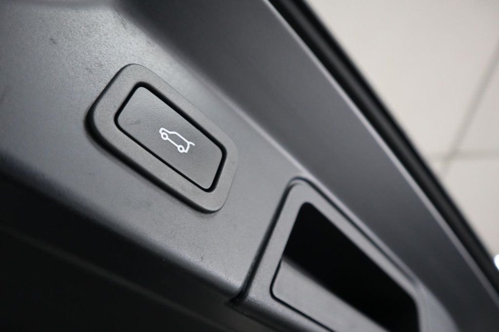 Used Land Rover Range Rover Velar 2019 for sale - 76798150: Photo 7