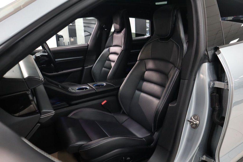 Used Porsche Taycan 2022 for sale - 77551689: Photo 21