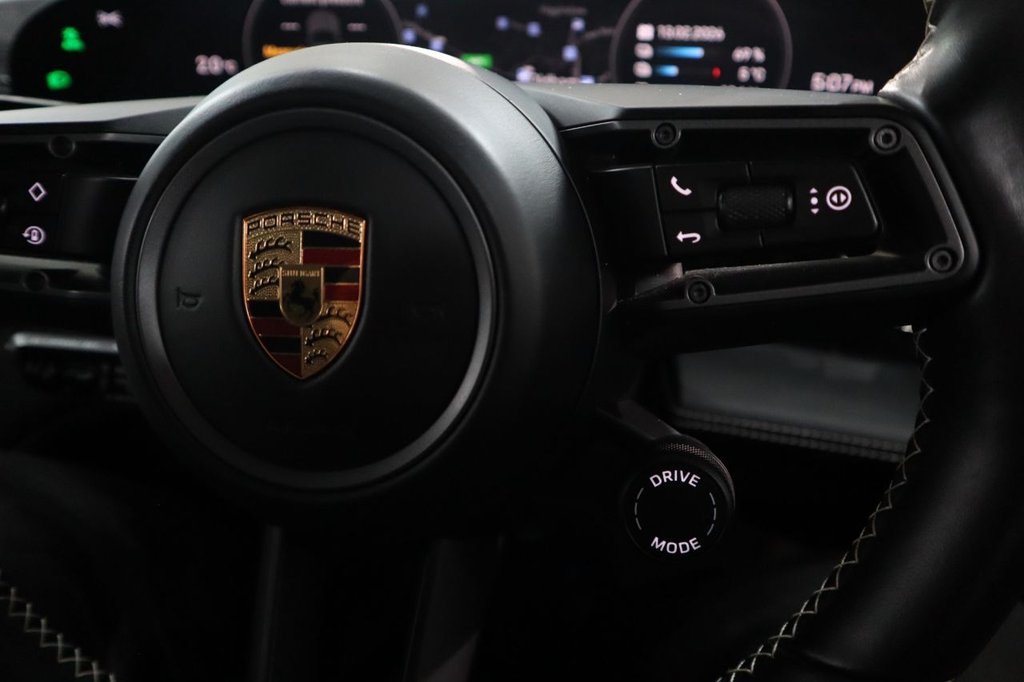 Used Porsche Taycan 2022 for sale - 77551689: Photo 27