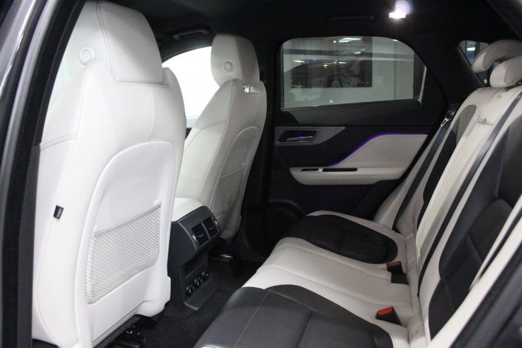 Used Jaguar F-Pace 2017 for sale - 76132465: Photo 15