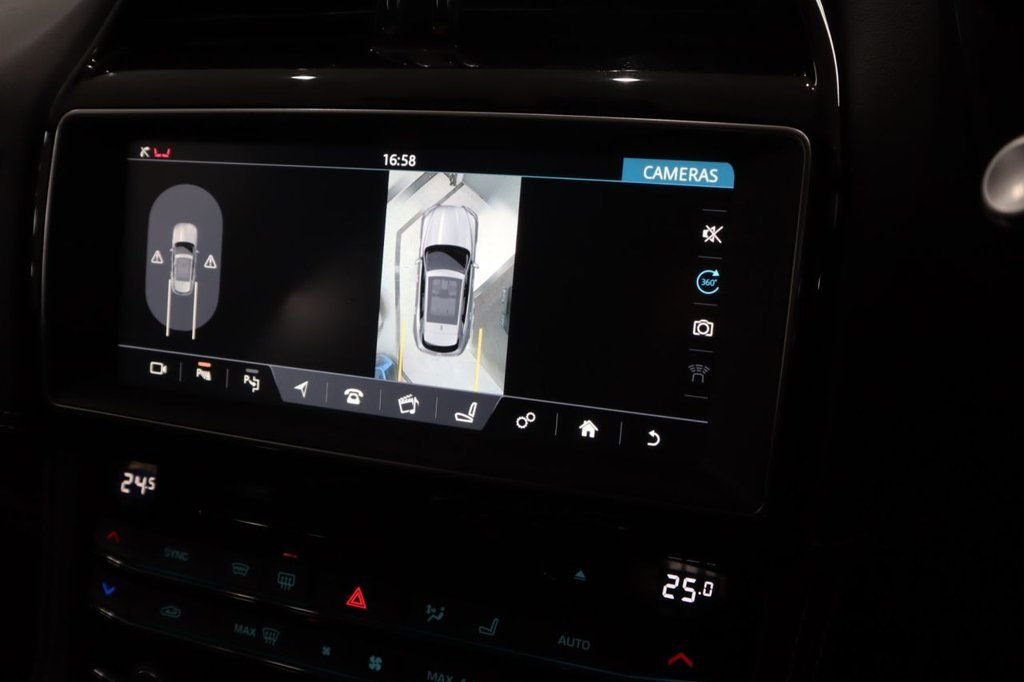Used Jaguar F-Pace 2017 for sale - 76132465: Photo 26