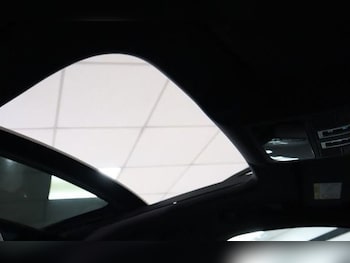 Used Jaguar F-Pace 2017 for sale - 76132465: Photo 4