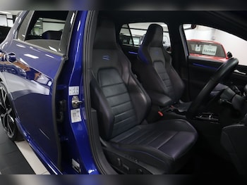 Used Volkswagen Golf 2023 for sale - 76029268: Photo 4
