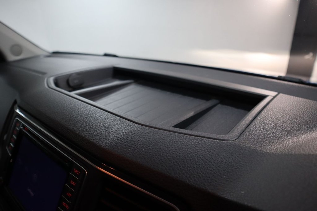 Used Volkswagen Amarok 2018 for sale - 77263748: Photo 36